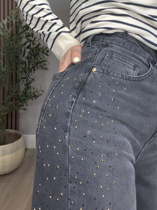 Mid-Rise Embellished Straight-Leg Jeans - 33513