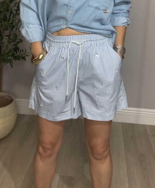 Embroidered Striped Drawstring Shorts - 33806