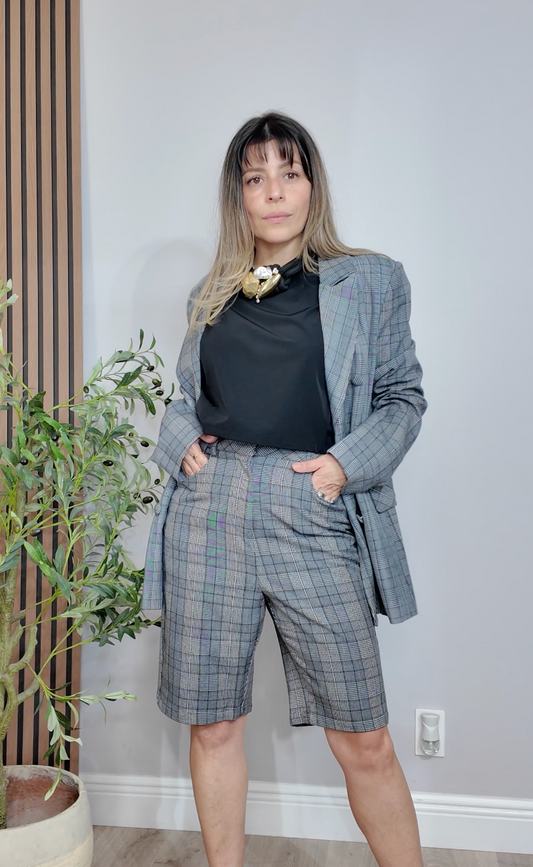 Tailored Plaid Bermuda Shorts - 34119