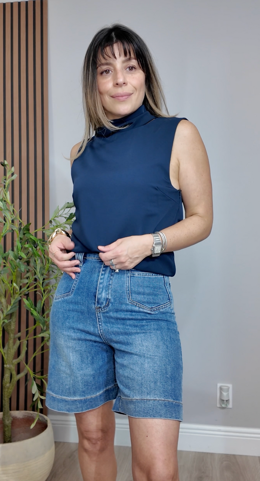 Classic Mid-Wash Denim Bermuda Shorts - 34144