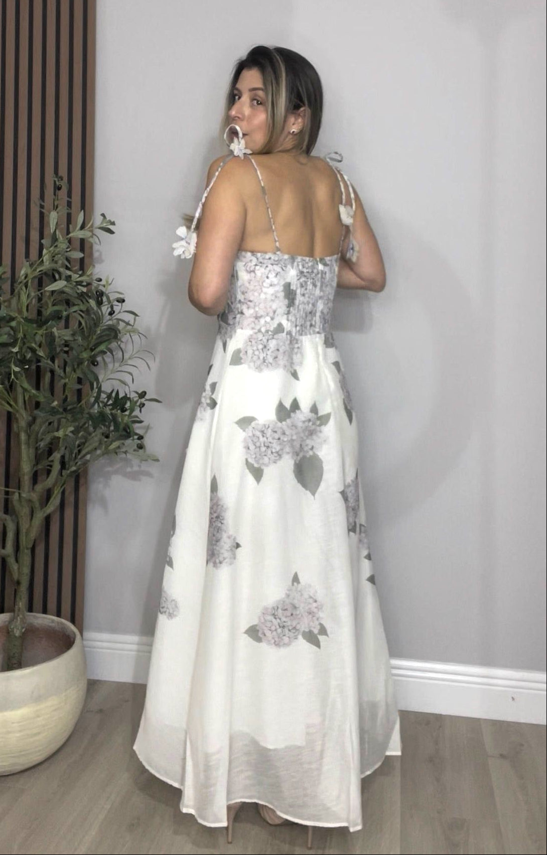 White Hydrangea Bustier Maxi Dress with Floral Ties - 32332