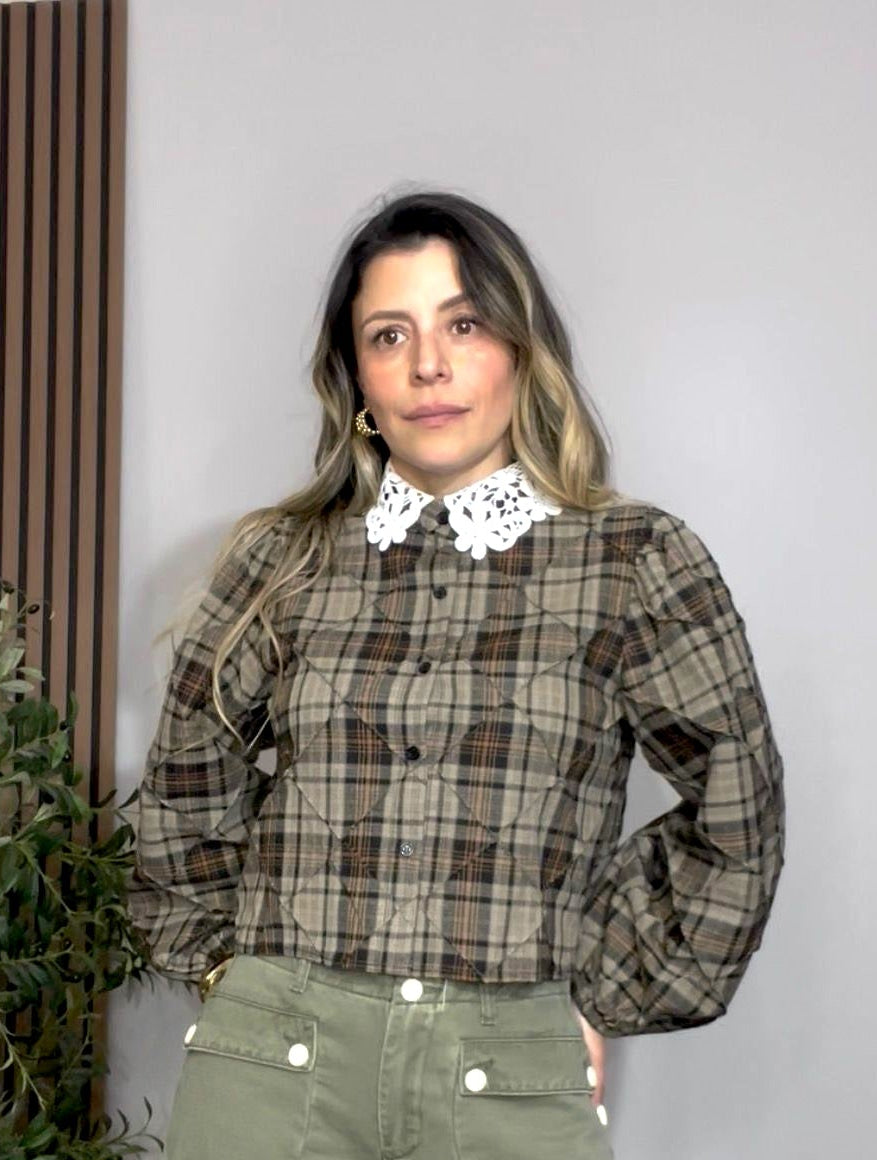 Plaid Quilted Blouse with Contrast Lace Collar - 33670