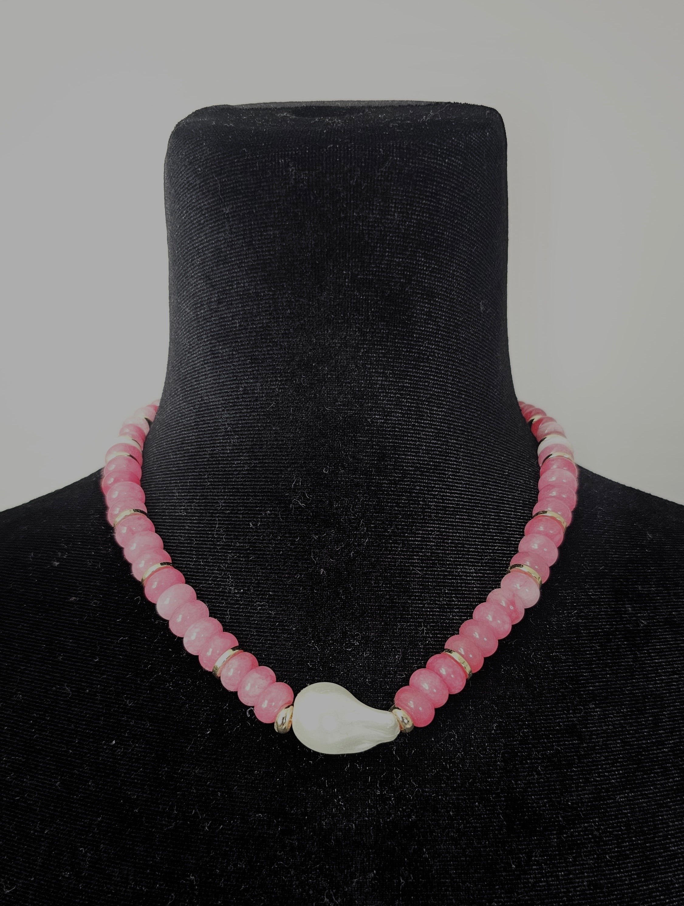 Pink Beaded Necklace with Pearl Pendant - 33147