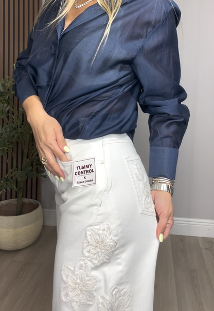 White Embroidered Tummy-Control Jeans - 33438