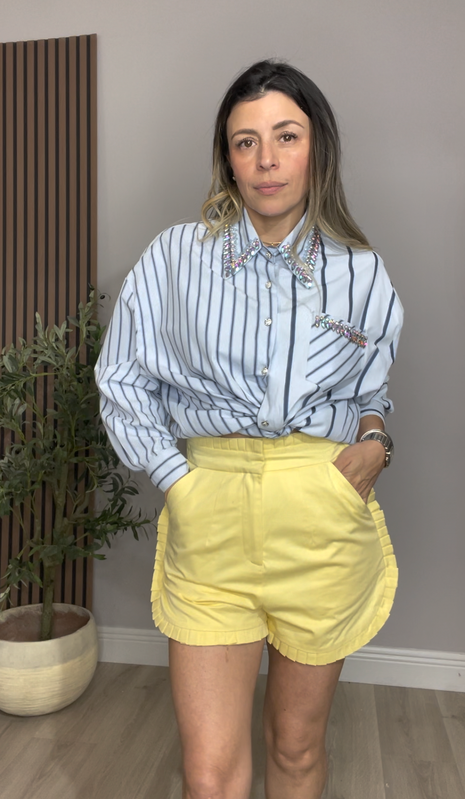 Yellow High-Waist Ruffle Hem Shorts - 33403