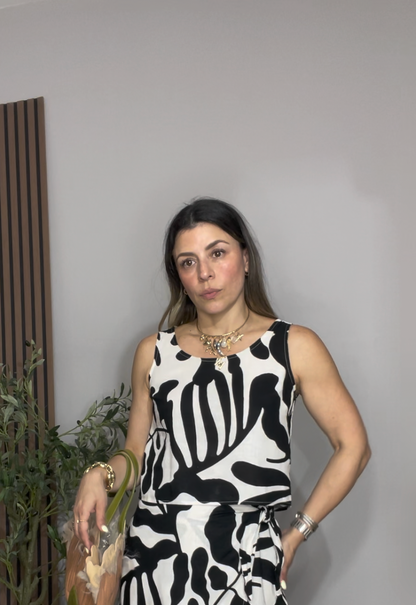 Black & Ivory Linen Print Sleeveless Top - 32264