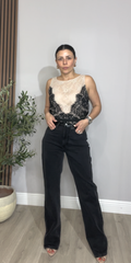 High-waisted black straight-leg jeans -  33740