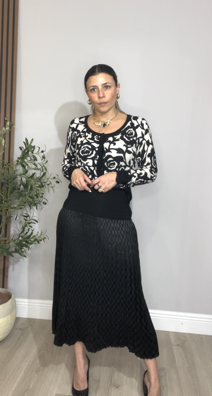 Midnight Noir Textured Plissé Midi Skirt - 33847