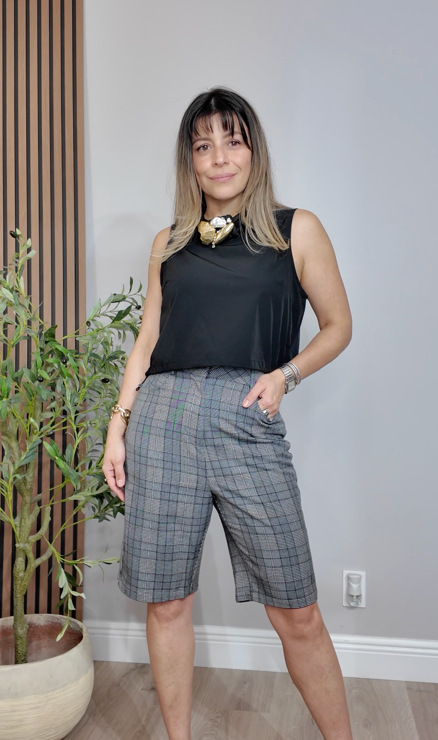 Tailored Plaid Bermuda Shorts - 34119