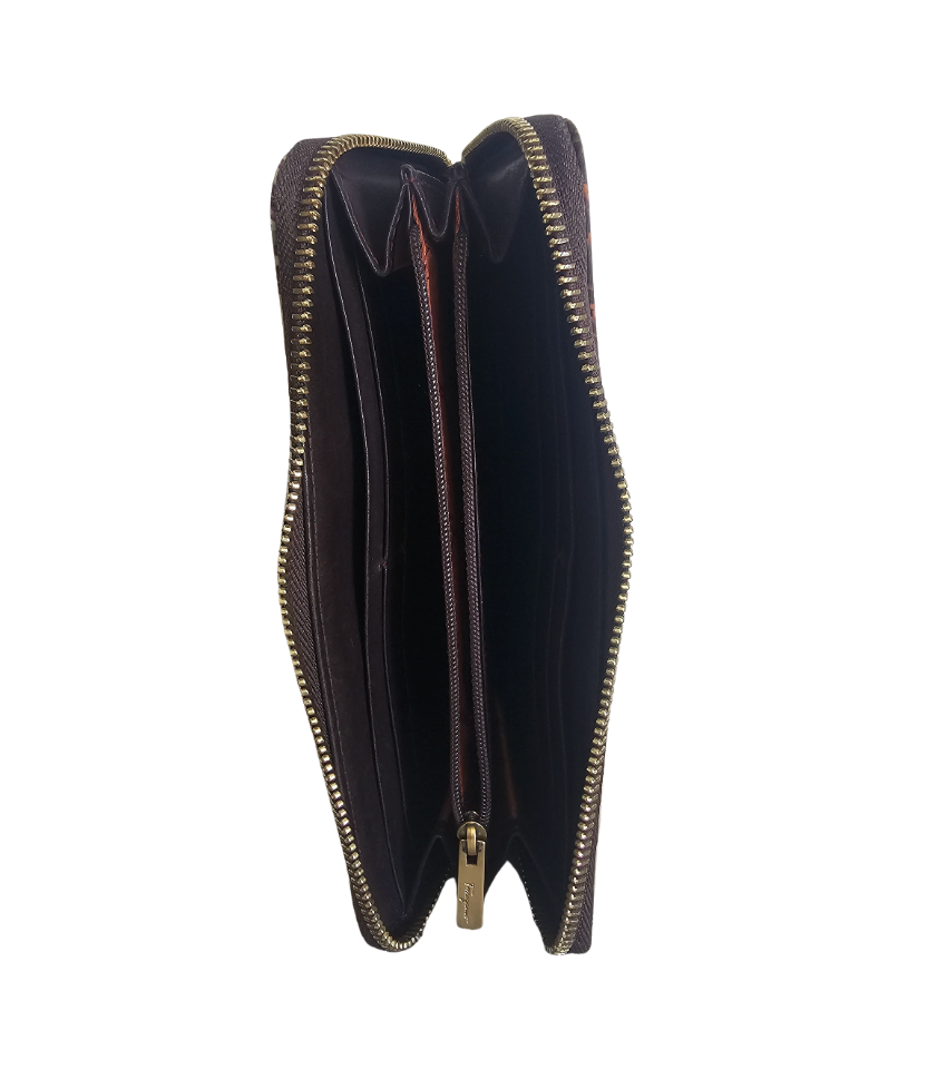 Salvatore Ferragamo Gancini Compact Wallet - 25796