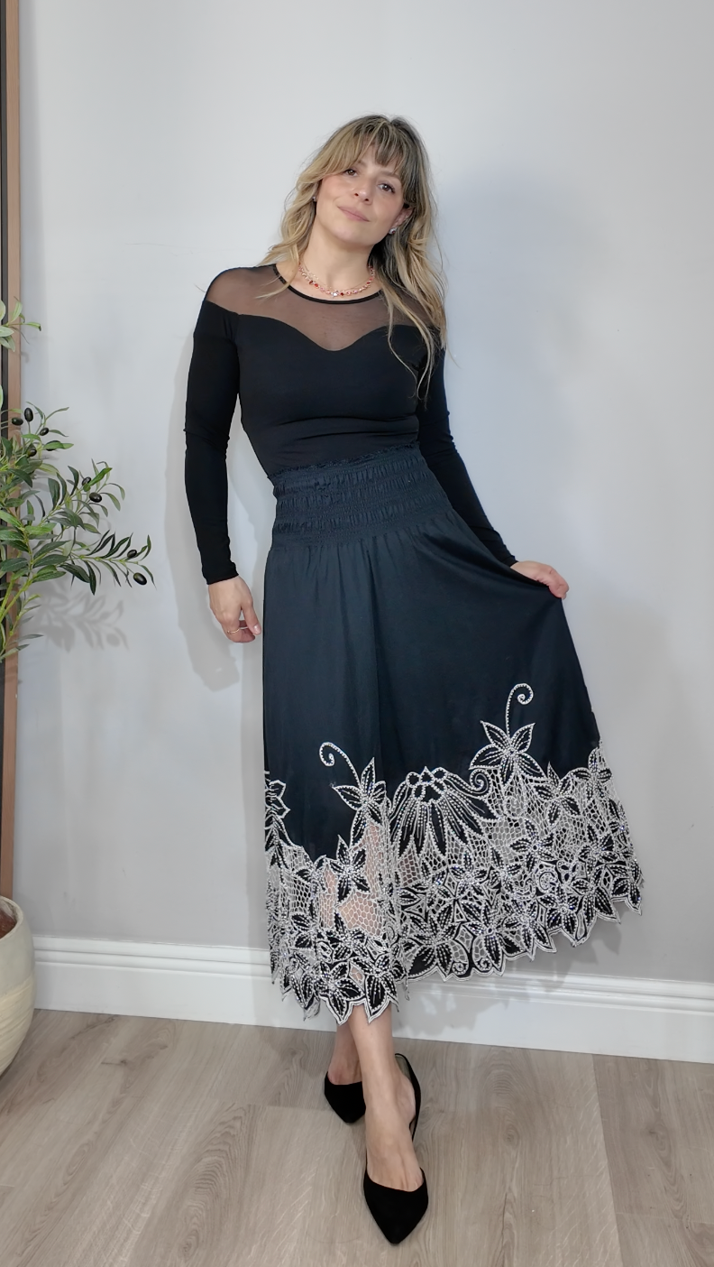 Intricate Lace-Embroidered Midi Skirt - 34333