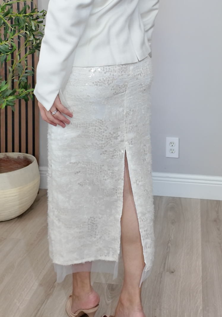 Shimmering Sequin Midi Skirt - 33911