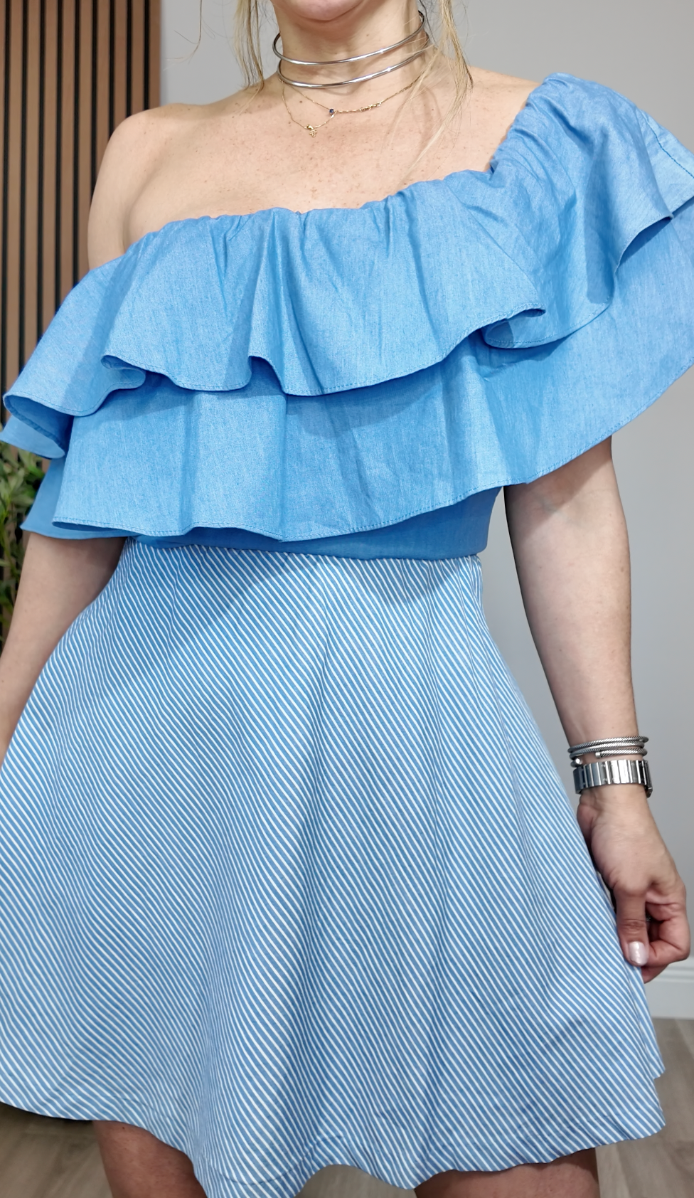 Two-Tone Ruffled Off-the-Shoulder Dress. - 34415
