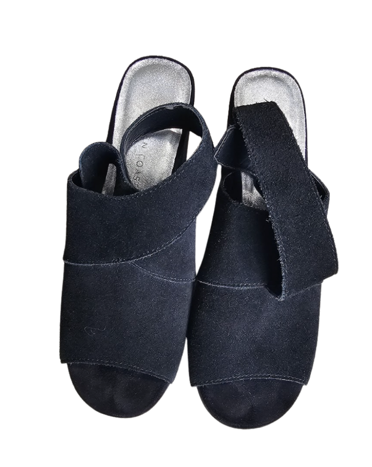 Contemporary Black Suede Peep-Toe Platform Sandals - 6047