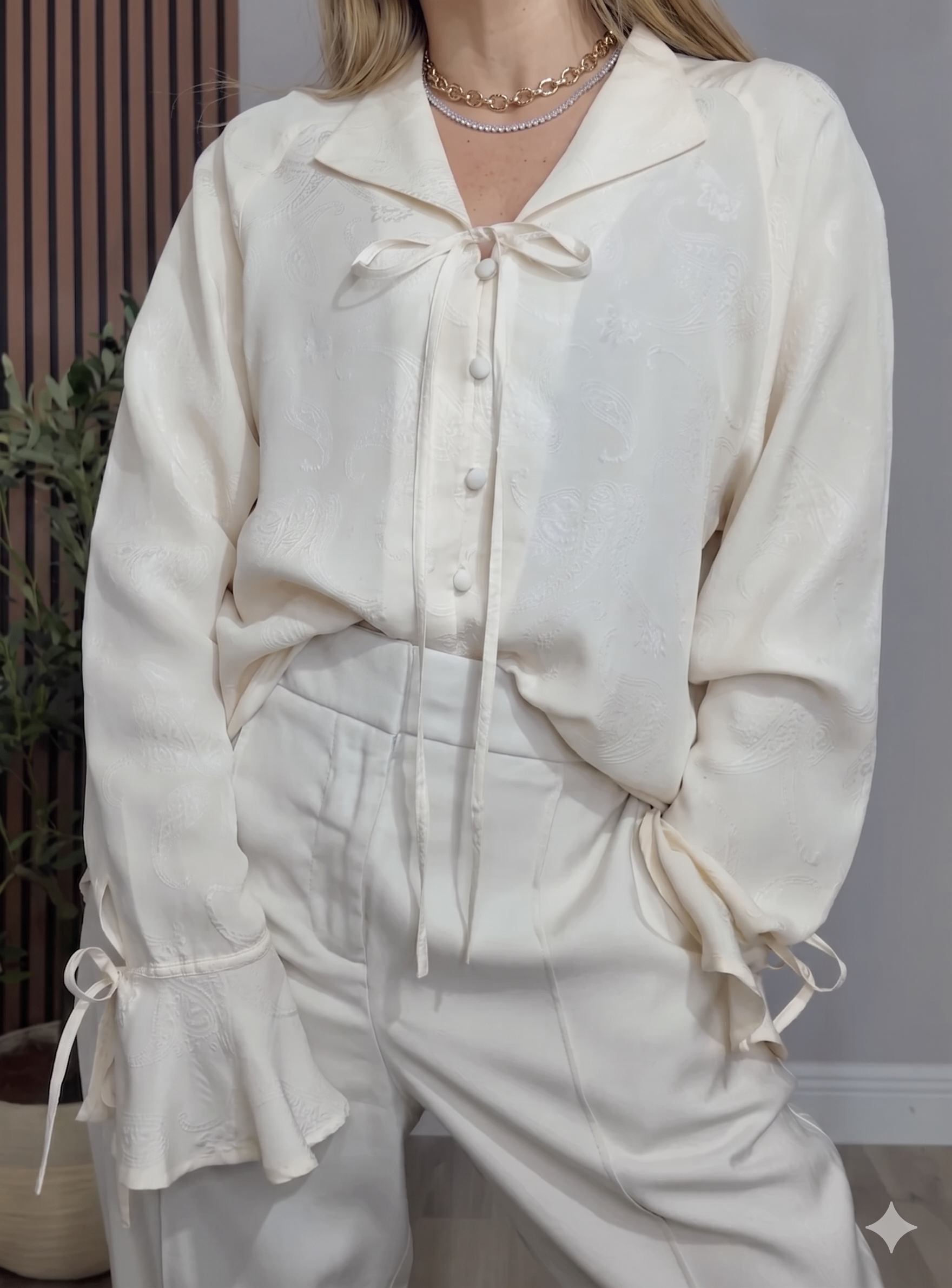 Anne Carson 100% Silk Paisley Blouse - 33728