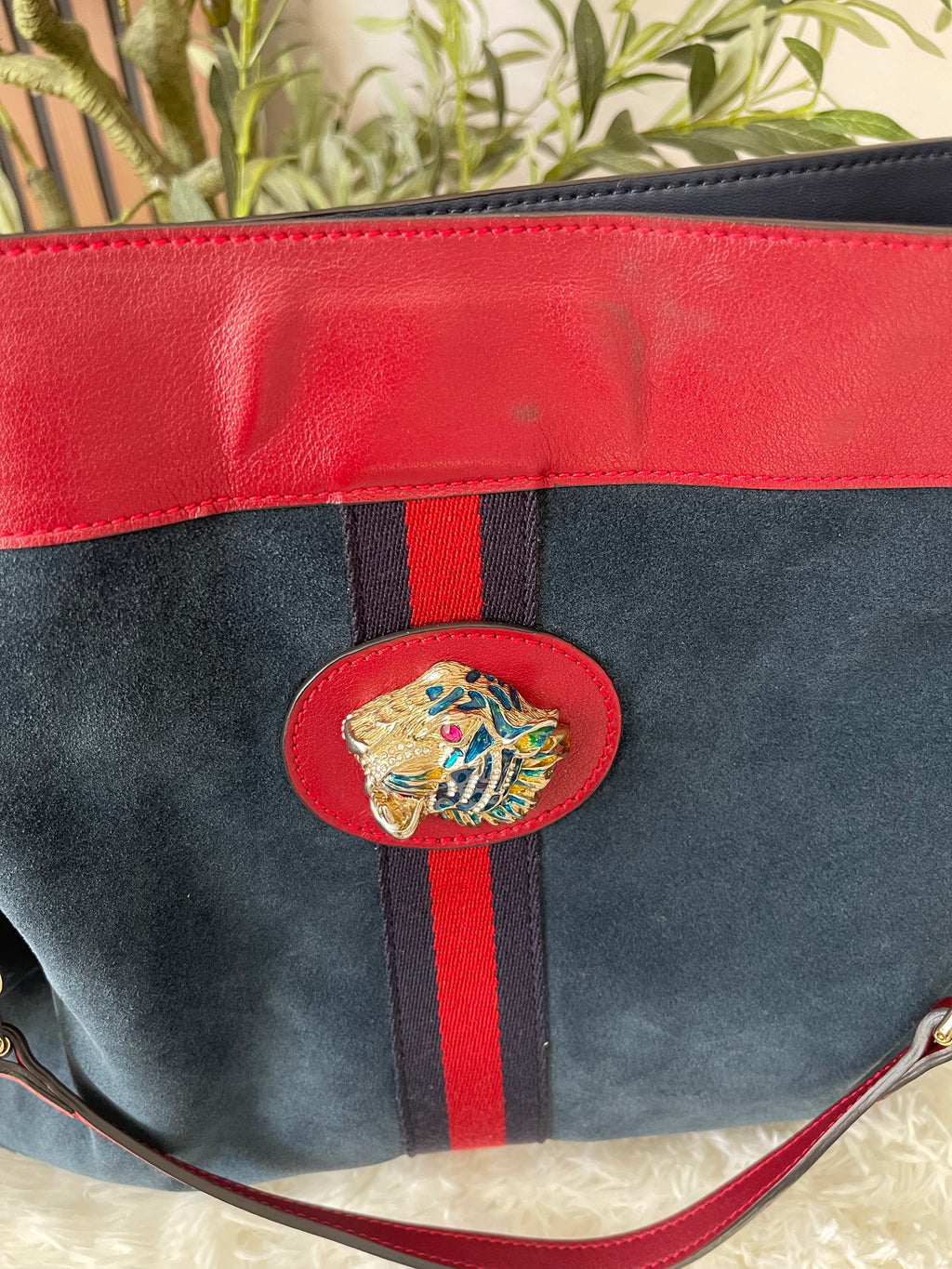 Gucci Rajah Large Suede Tote Bag - 29012