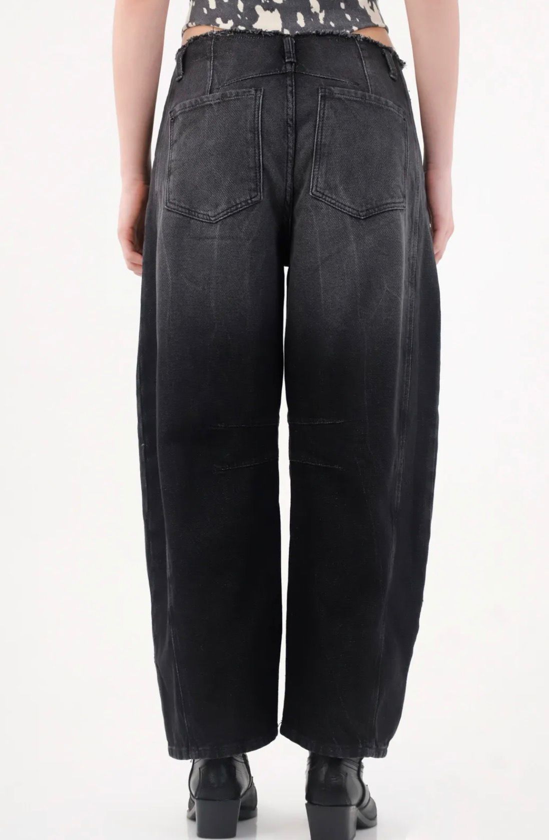 Distressed Barrel Leg Jeans - 34206 - 34207