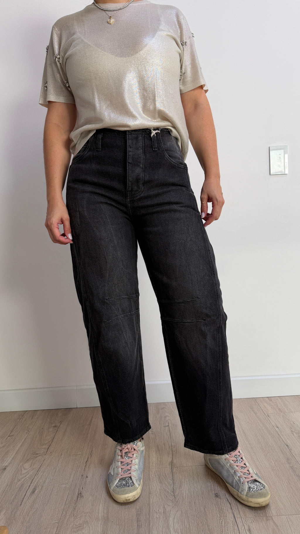 Distressed Barrel Leg Jeans - 34206 - 34207