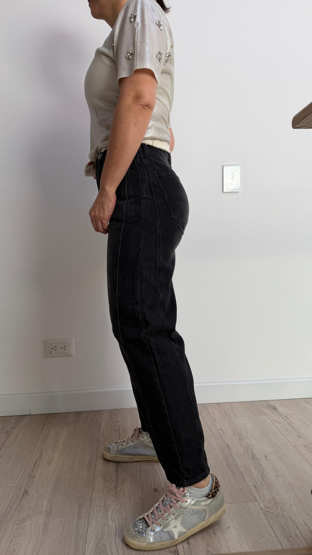Distressed Barrel Leg Jeans - 34206 - 34207