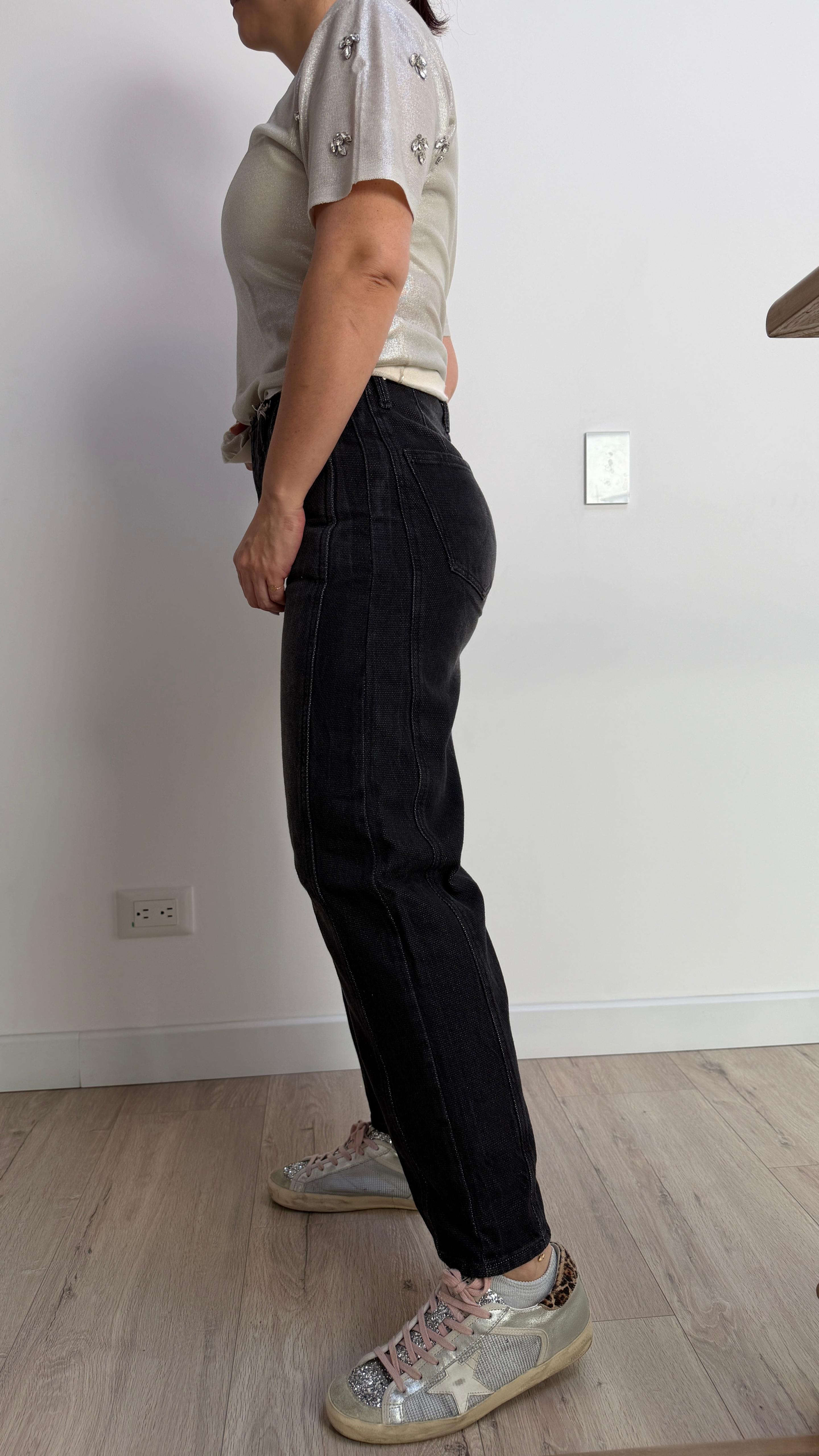 Distressed Barrel Leg Jeans - 34206 - 34207