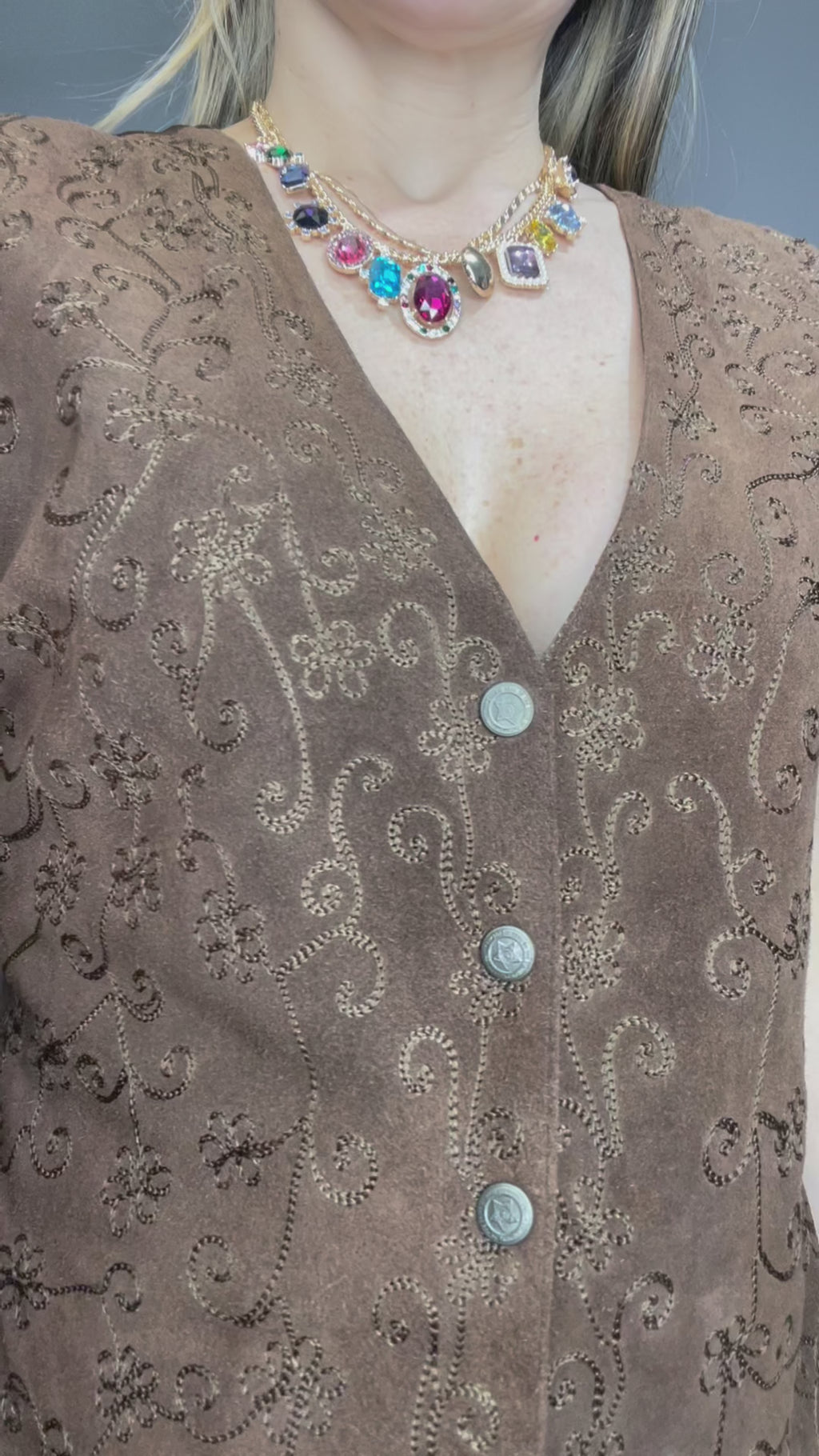 Brown Embroidered Button-Front Vest - 33497